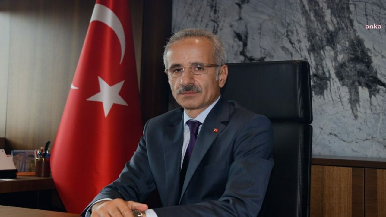 Instagram’a erişim engeli devam ediyor