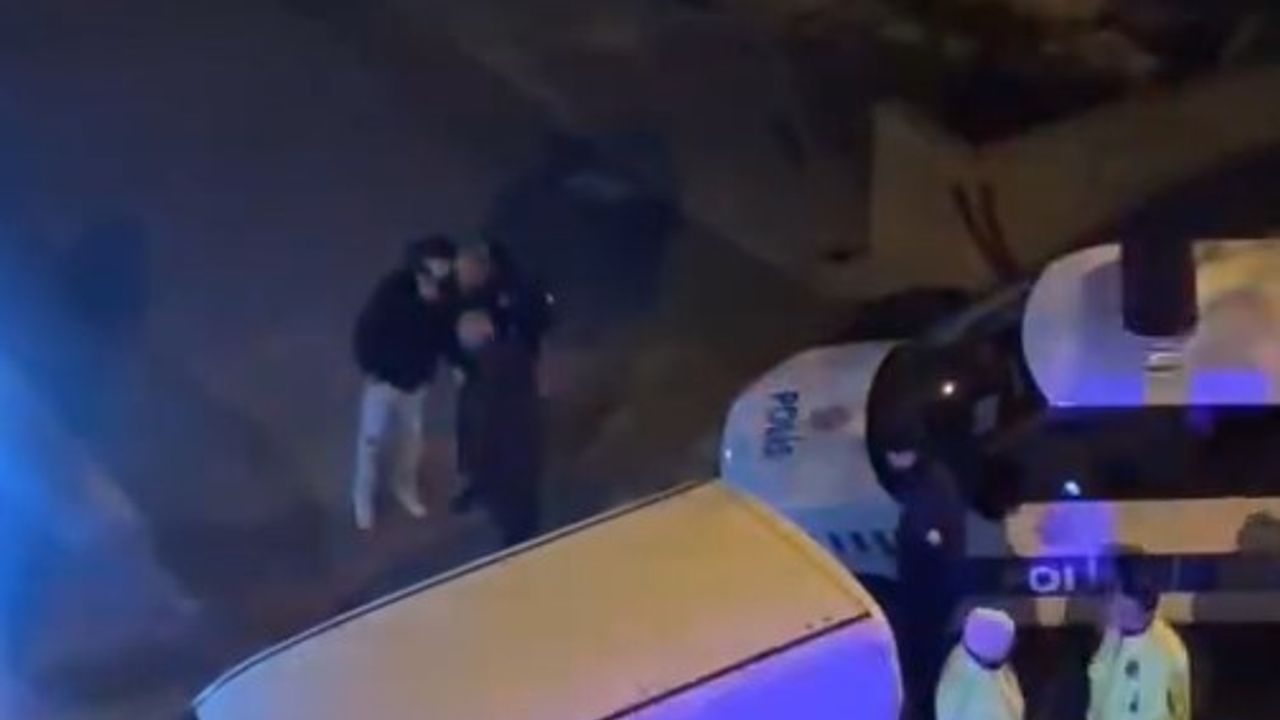Drift atarken polisten kaçan sürücüye ceza