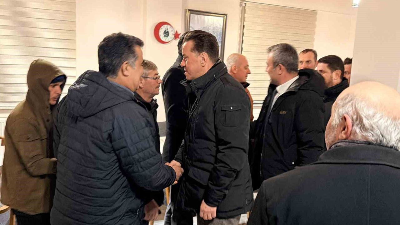 Milletvekili Nebi Hatipoğlu Mahmudiye'de muhtarlarla buluştu