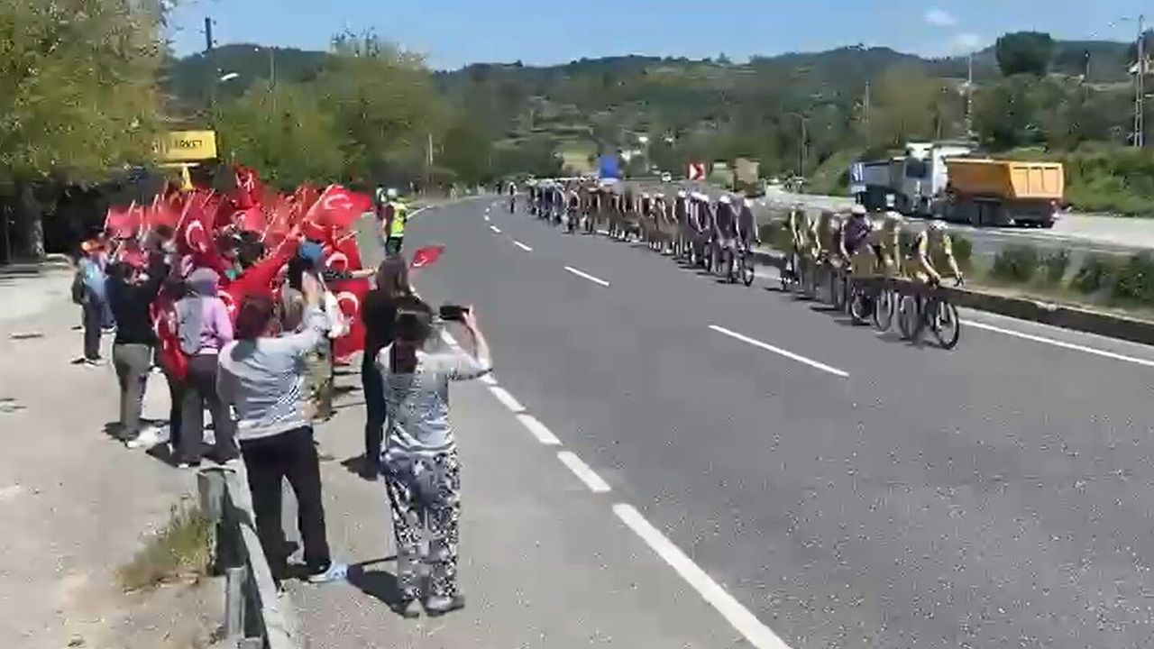 Cumhurbaşkanlığı 61. Türkiye Bisiklet Turu Yatağan'dan geçti