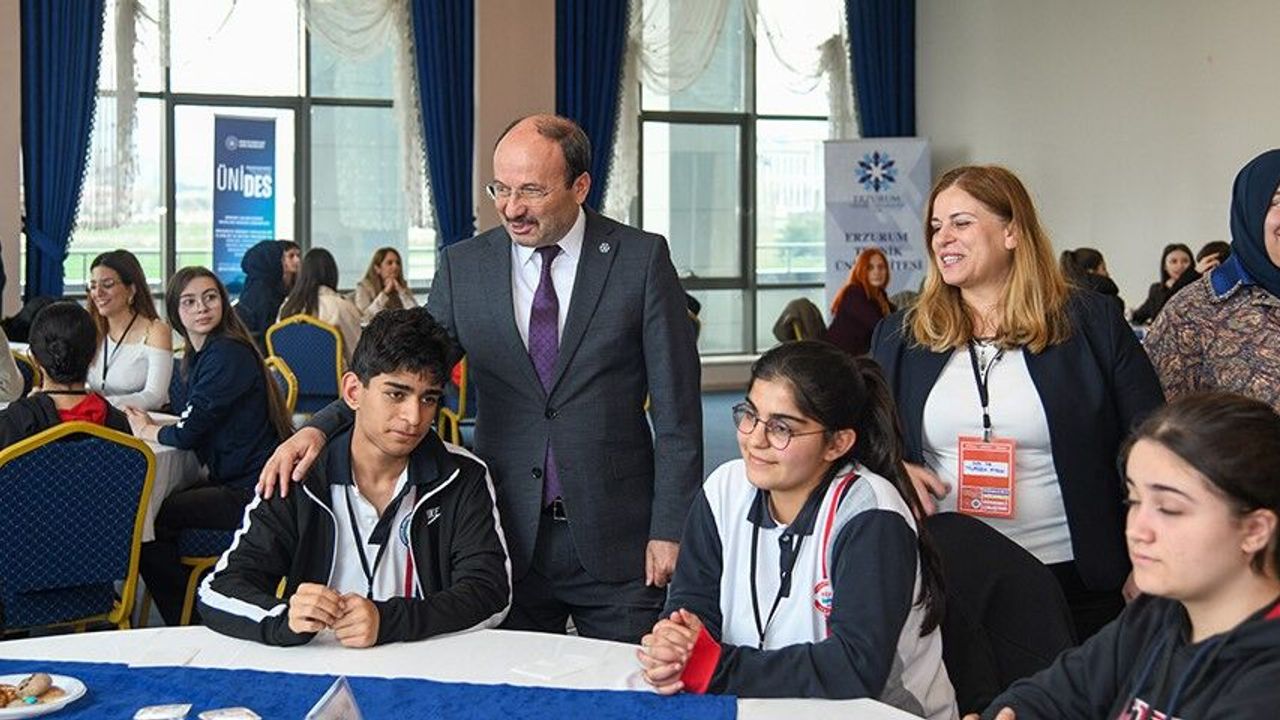 ETÜ'de 'Bağımlılıkla Mücadele Öğrenci Çalıştayı' düzenlendi