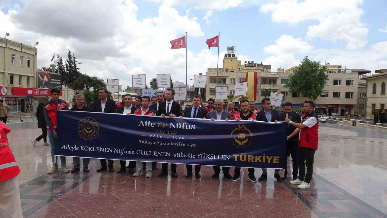 Kilis'te 'Aile Günü' yürüyüşü düzenlendi