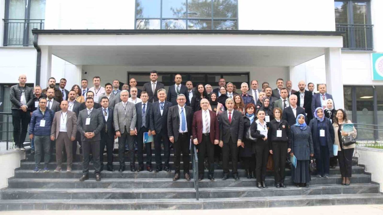 Kütahya'da okullarda güvenlik için kapsamlı bir çalıştay düzenlendi