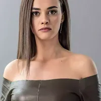 Küçük Kadınlar dizisinin yıldızı Hande Soral kimdir?