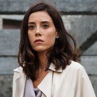Cansu Dere Kimdir? Oynadığı diziler ve filmler neler?