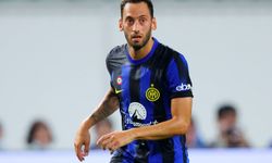 Hakan Çalhanoğlu ayrılmayacağını duyurdu