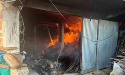 Sinop’ta evin deposu alevlere teslim odu