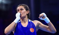 Milli boksör Hatice Akbaş çeyrek finalde