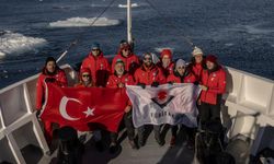 Türk bilim insanları Kuzey Kutbu'ndaki deniz buzu hattında