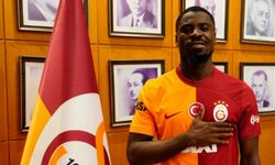 Serge Aurier’den göndermeli veda paylaşımı