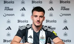 Newcastle United'a Sırp ön libero