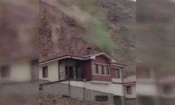 Artvin’de yaşanan heyelan sonucu evlerde hasar oluştu