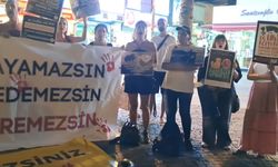 Hayvanseverler, köpek katliamlarını protesto etti