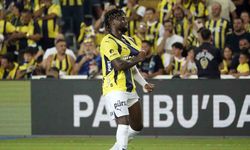 Allan Saint-Maximin lige asistle başladı