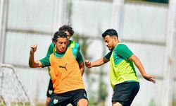 Bursaspor, çalışmalarını sürdürüyor