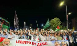 Diyarbakır’da İsrail protestosunda kahve zincirine taşlı saldırı