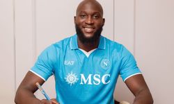 Romelu Lukaku resmen Napoli'de