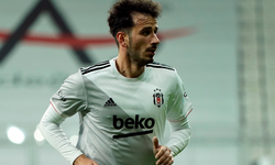 Oğuzhan Özyakup, futbolculuk kariyerini sonlandırdı