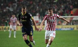 Fenerbahçe'nin, Antalyaspor'a üstünlüğü bulunuyor