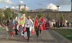 Sağlık çalışanlarından, sessiz yürüyüş protestosu!