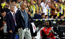 Jose Mourinho, basın toplantısına katılmadan stattan ayrıldı