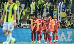 Fenerbahçe, evinde Galatasaray'a mağlup