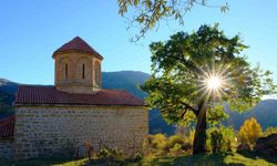 674 yıllık manastırda görsel şölen