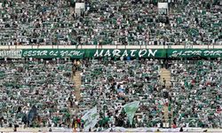 Bursaspor taraftarları yine stadı doldurdu