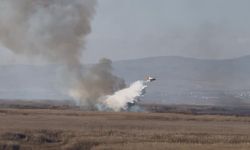 Eber Gölü’ndeki yangın söndürüldü