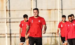 Sivasspor’a Rey Manaj müjdesi