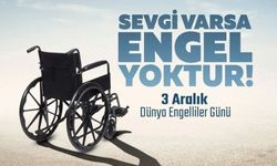 Devlet Bahçeli, engelli bireylerin anne ve babalarının elini öptü