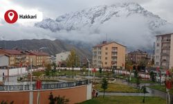 Hakkari'nin etrafını saran dağlar karla kaplandı