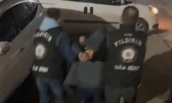 22 yıl hapis cezasıyla aranan şüpheli maç izlerken yakalandı