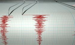 5.3 şiddetinde deprem oldu