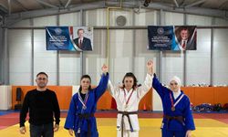 Düzce’de okul sporları judo gençler müsabakaları tamamlandı