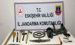 Kaçak kazı yapan 4 kişi suçüstü yakalandı