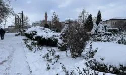 Sivas’ta okullar bir gün daha tatil edildi