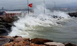 Hava ve deniz ulaşımına fırtına engeli