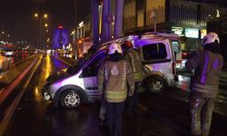 Avcılar E-5 karayolunda trafik kazası: 2 yaralı