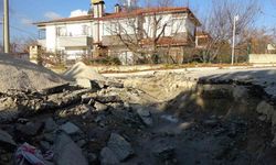 Eski dere yatağında göçük: 4 ev zarar gördü, 1 ev mühürlendi