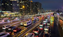 İstanbul'da yılbaşı trafiği başladı