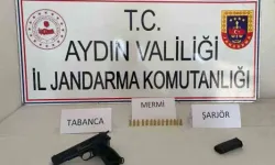 Ruhsatsız tabanca ele geçirildi