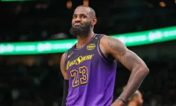 LeBron'un Triple-Double'ı Lakers'a galibiyet getiremedi