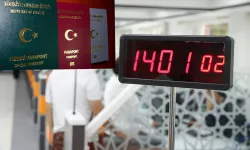 Nüfus müdürlüklerinde pasaport kuyrukları oluşuyor