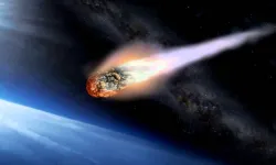 Sibirya gökyüzünü aydınlatan Asteroid panik yarattı