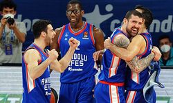 Anadolu Efes - Olimpia Milano maçı canlı izle!