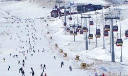 Erciyes Kayak Merkezi, yeni yılın ilk gününde rekor kırdı