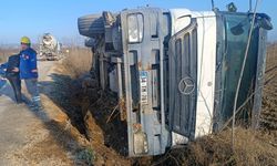 Kontrolden çıkan beton mikseri devrildi: 1 yaralı