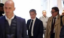 Nicolas Sarkozy’nin Libya finansmanı davası Paris’te başladı