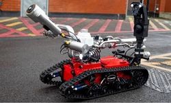 İngiltere'nin yeni itfaiye robotu tanıtıldı